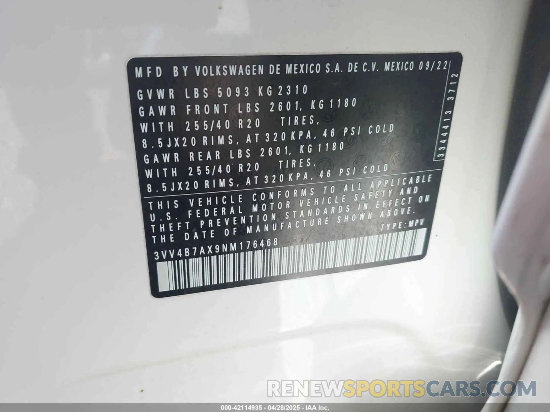 9 Photograph of a damaged car 3VV4B7AX9NM176468 VOLKSWAGEN TIGUAN 2022