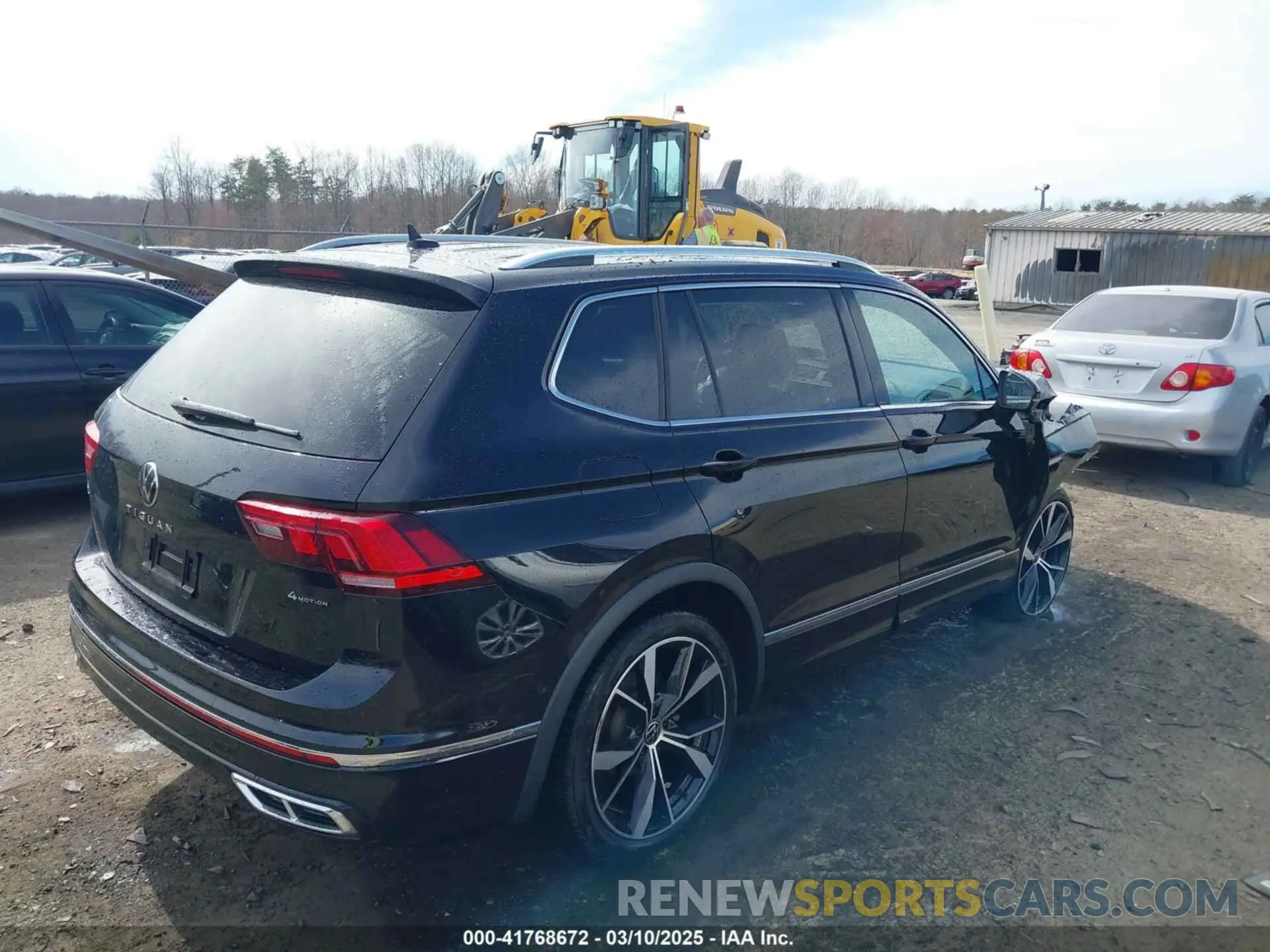 4 Photograph of a damaged car 3VV4B7AXXNM142698 VOLKSWAGEN TIGUAN 2022