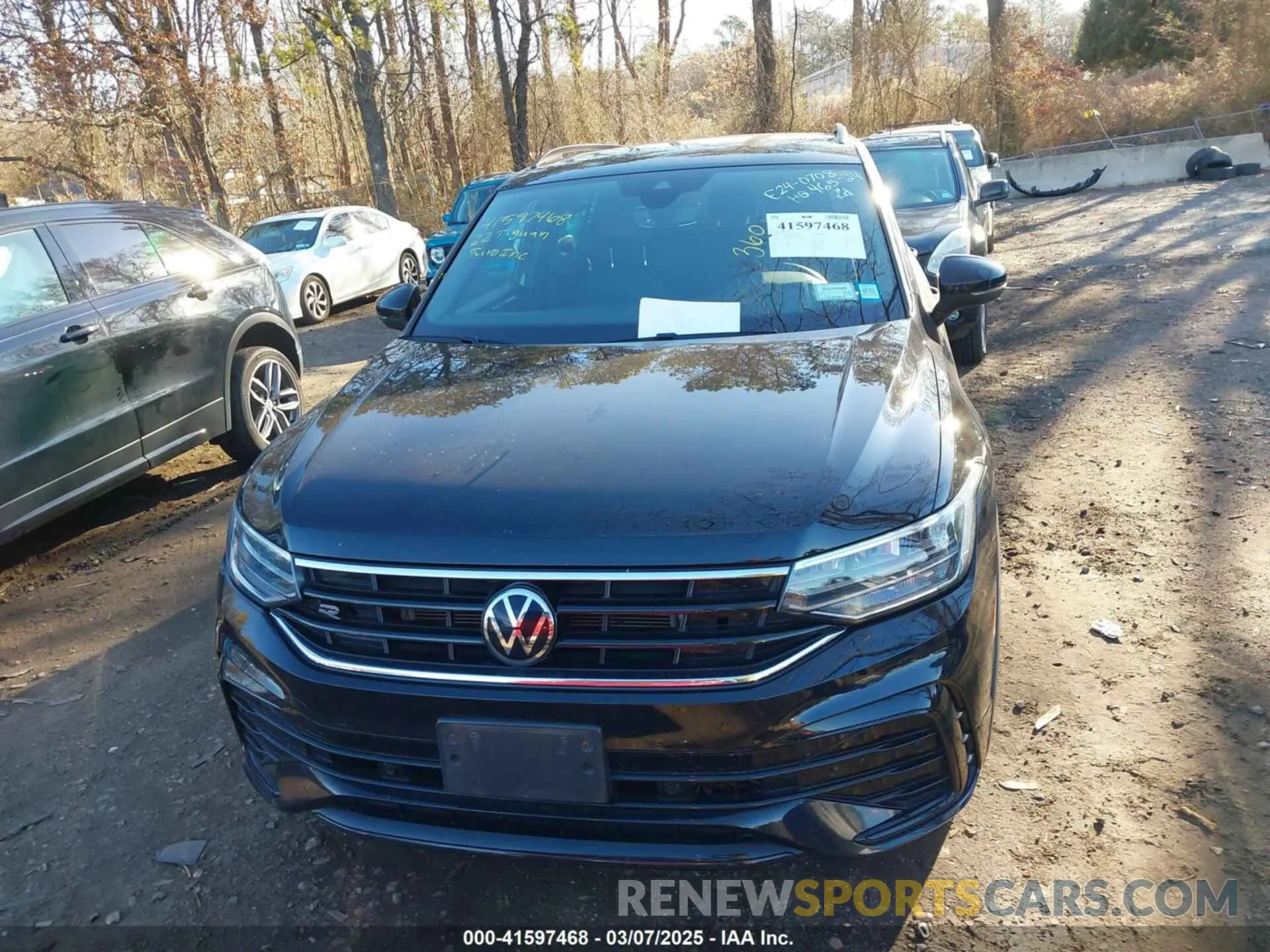12 Photograph of a damaged car 3VV8B7AX2NM029751 VOLKSWAGEN TIGUAN 2022