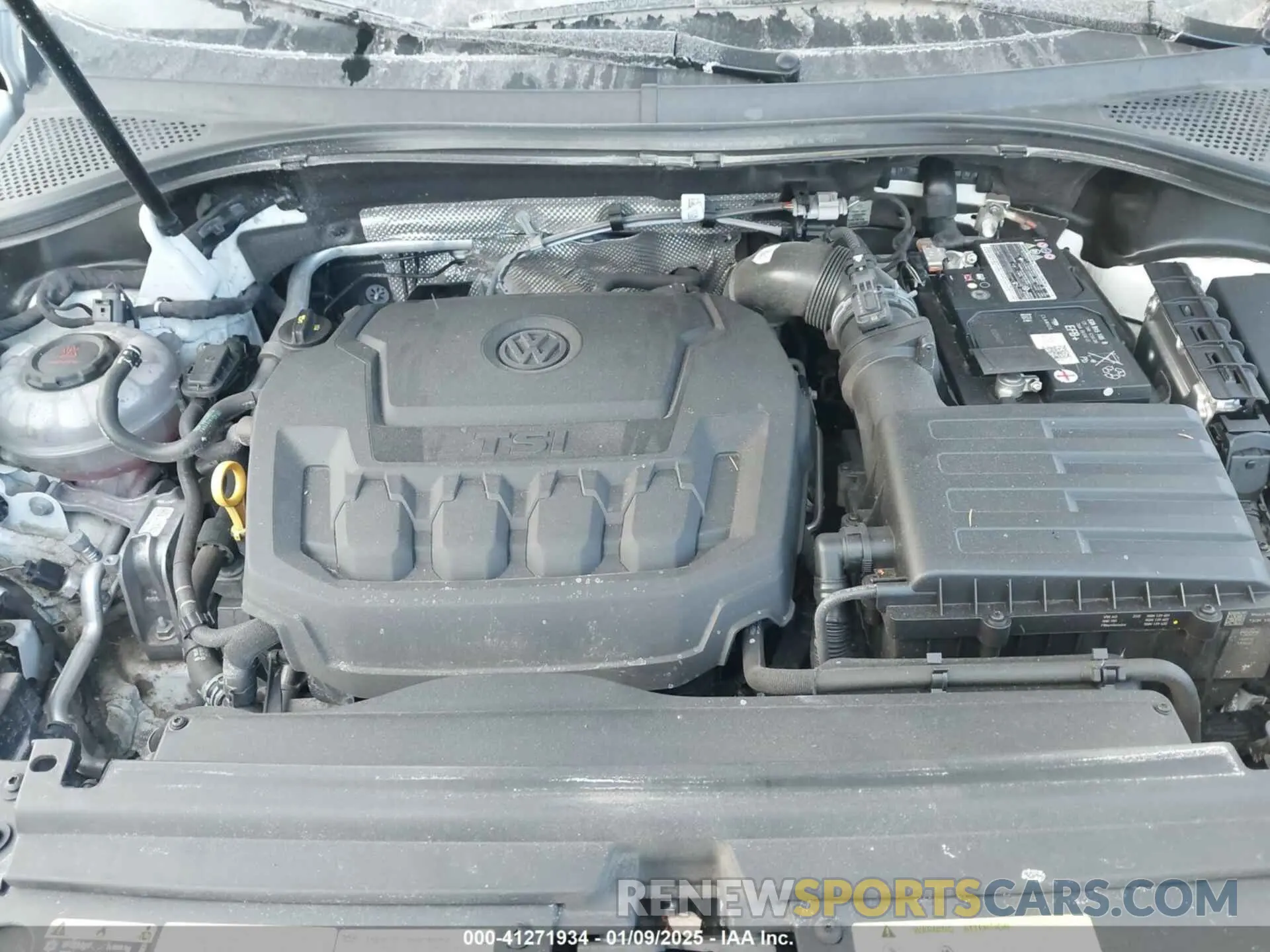 10 Photograph of a damaged car 3VV8B7AX2NM089612 VOLKSWAGEN TIGUAN 2022