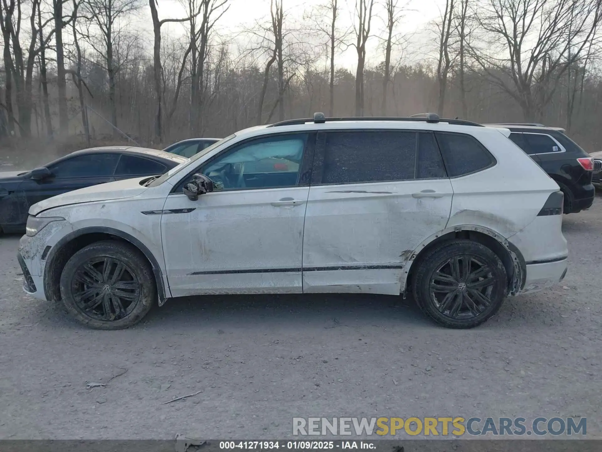 14 Photograph of a damaged car 3VV8B7AX2NM089612 VOLKSWAGEN TIGUAN 2022
