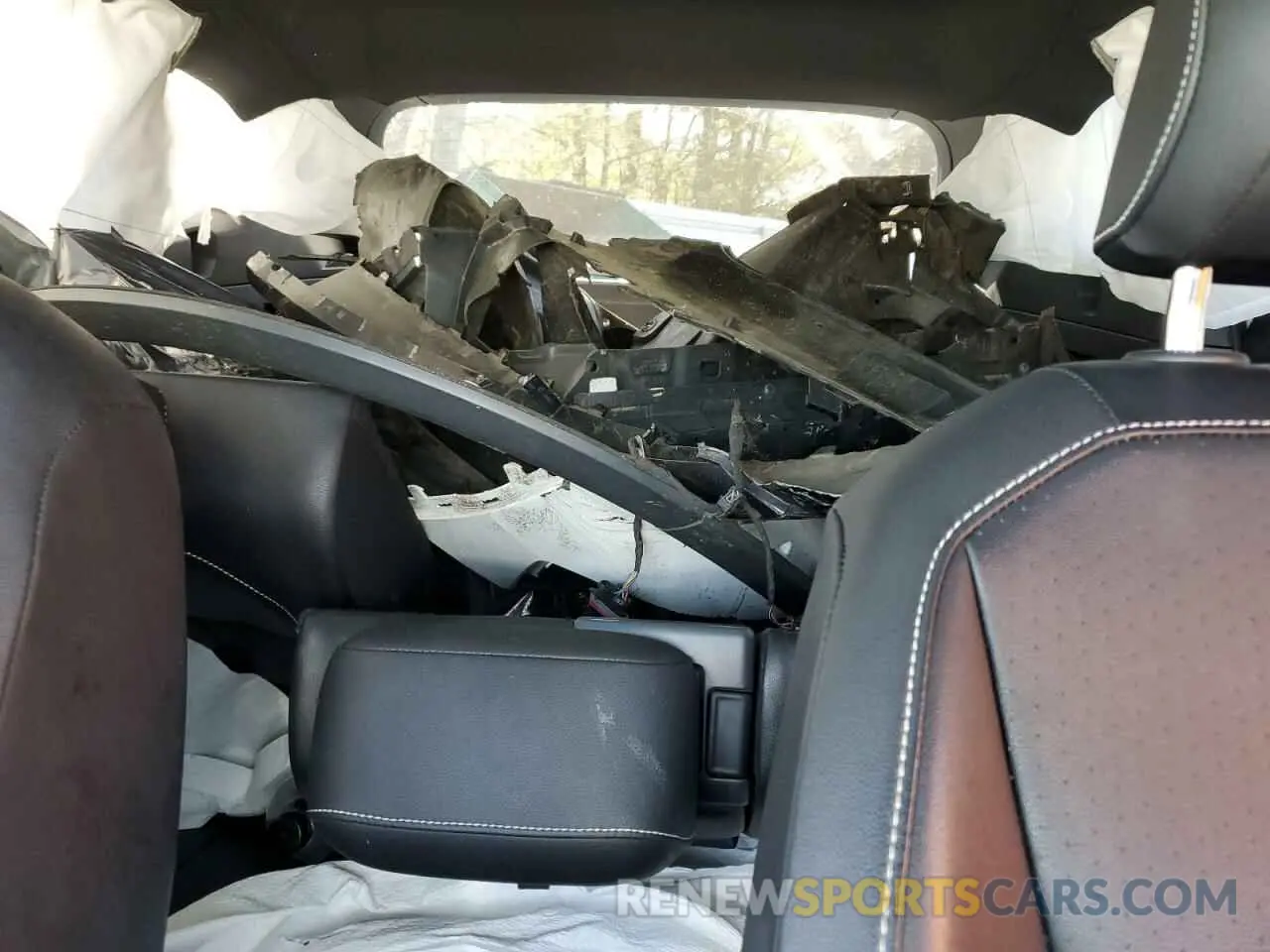 10 Photograph of a damaged car 3VV8B7AX6NM038047 VOLKSWAGEN TIGUAN 2022