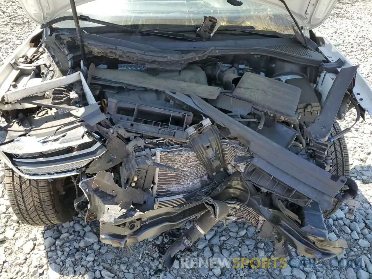 12 Photograph of a damaged car 3VV8B7AX6NM038047 VOLKSWAGEN TIGUAN 2022