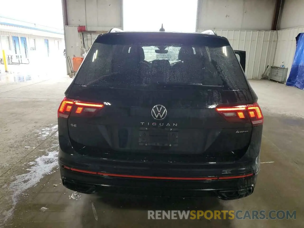 6 Photograph of a damaged car 3VV8B7AX6NM168877 VOLKSWAGEN TIGUAN 2022
