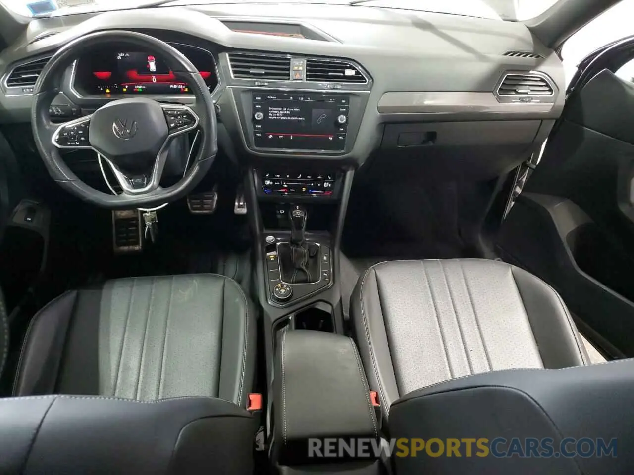 8 Photograph of a damaged car 3VV8B7AX6NM168877 VOLKSWAGEN TIGUAN 2022