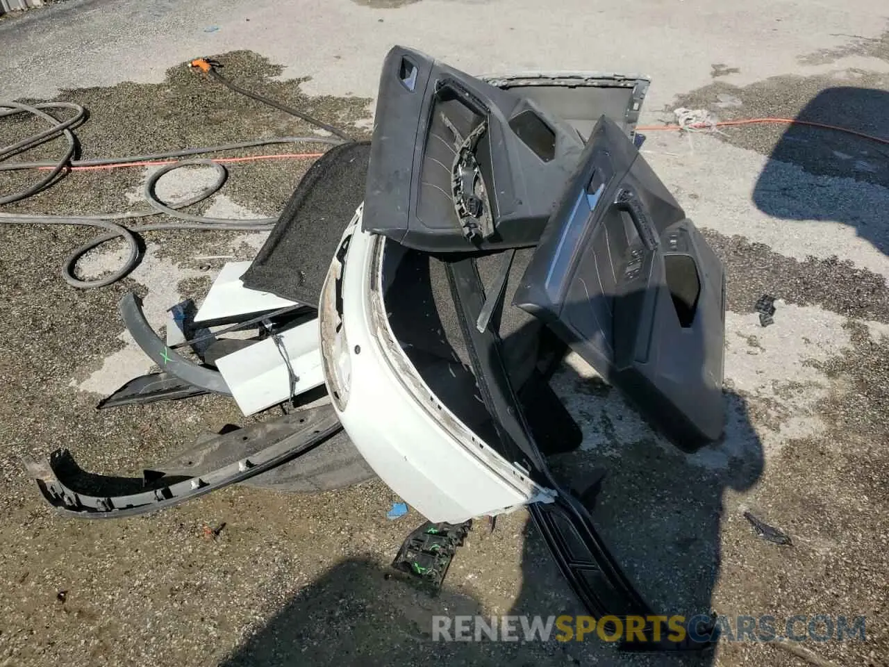 13 Photograph of a damaged car 3VV8B7AX7NM005462 VOLKSWAGEN TIGUAN 2022