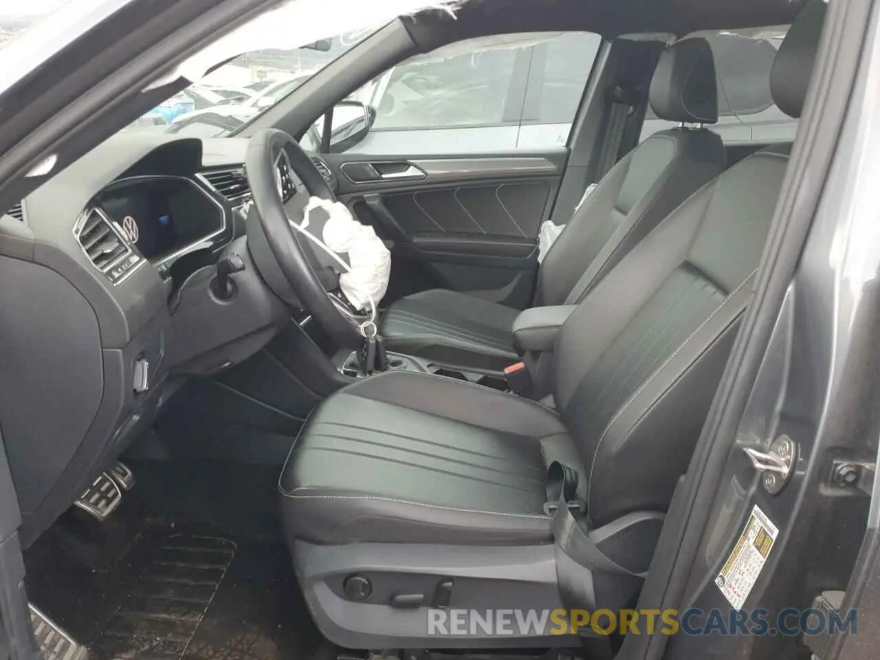 7 Photograph of a damaged car 3VV8B7AX7NM103911 VOLKSWAGEN TIGUAN 2022