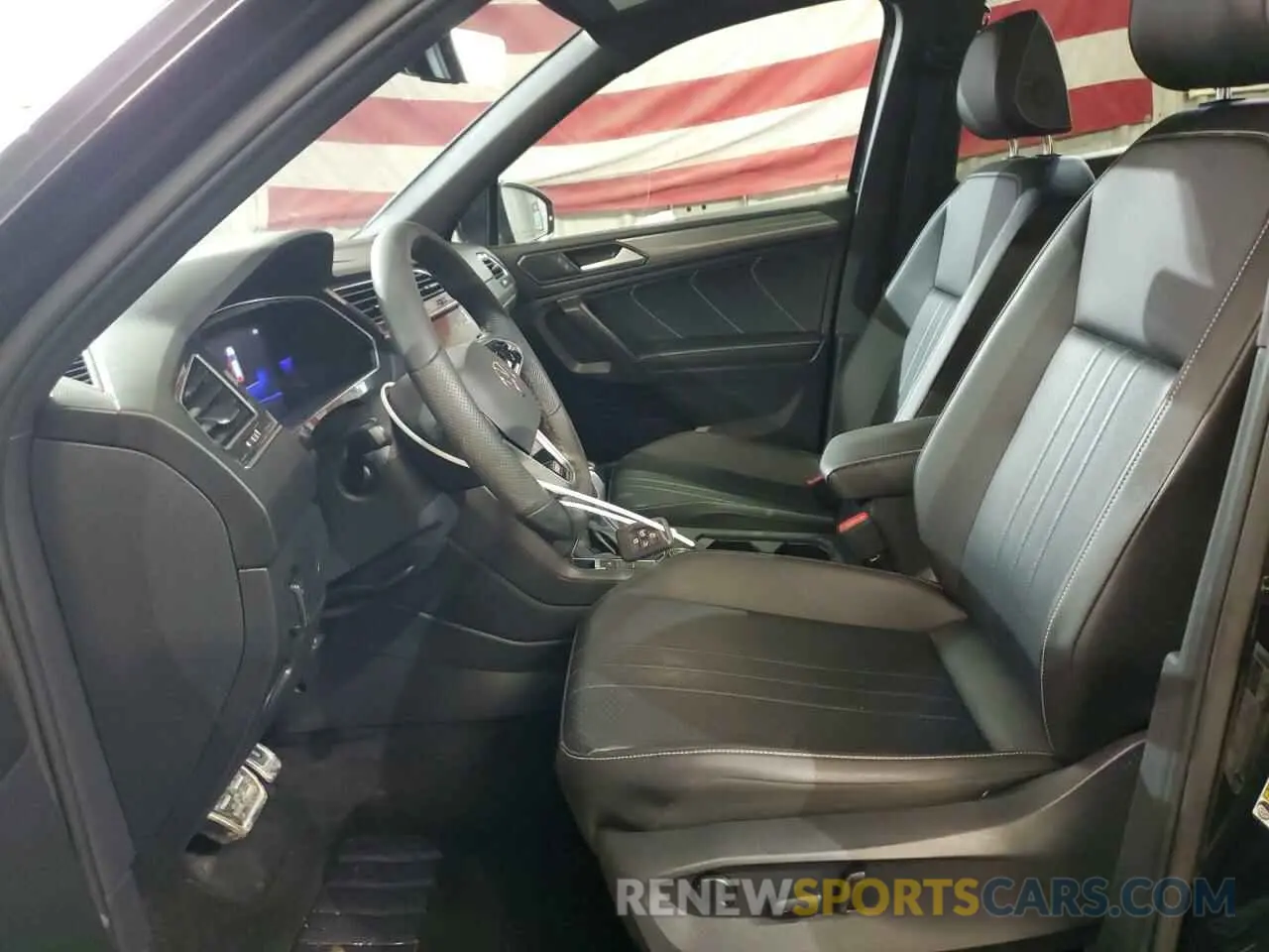 7 Photograph of a damaged car 3VV8B7AX8NM102055 VOLKSWAGEN TIGUAN 2022