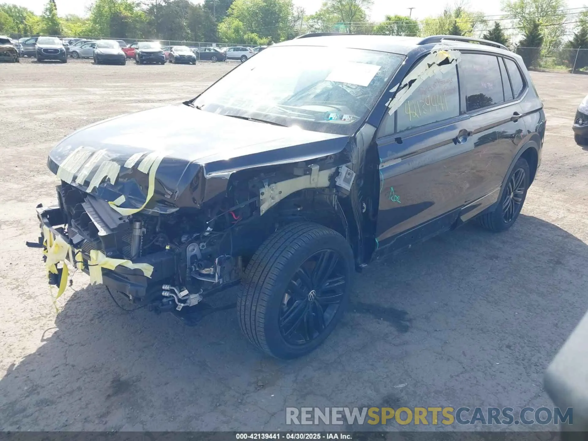 2 Photograph of a damaged car 3VV8B7AX8NM111161 VOLKSWAGEN TIGUAN 2022