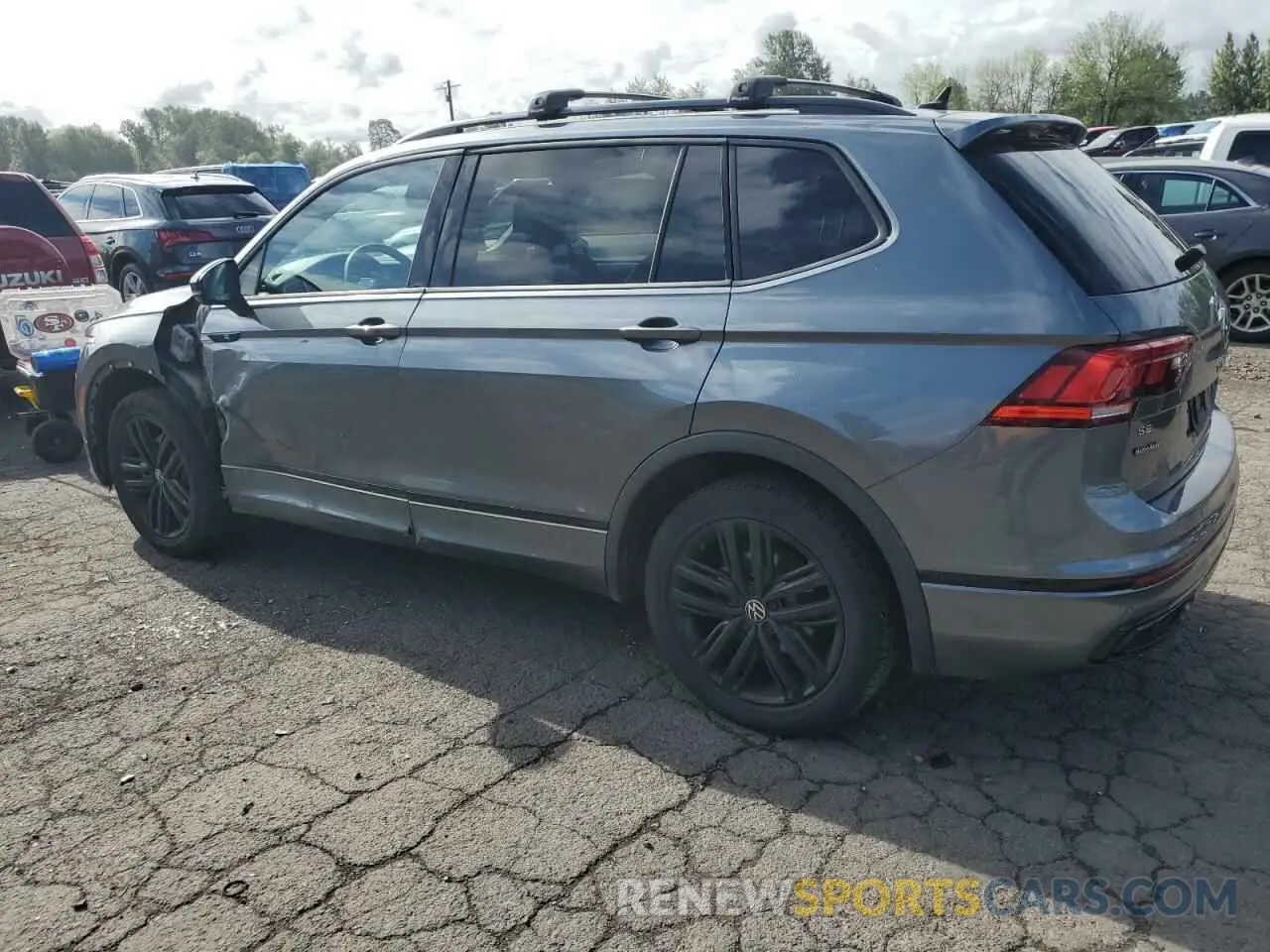 2 Photograph of a damaged car 3VV8B7AX9NM041704 VOLKSWAGEN TIGUAN 2022