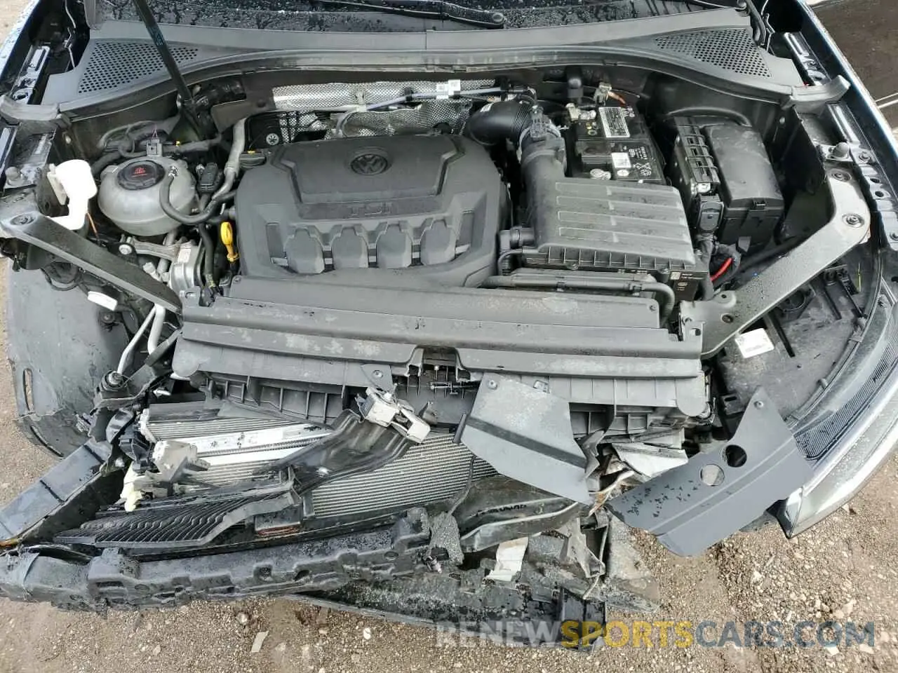 12 Photograph of a damaged car 3VV8B7AX9NM088599 VOLKSWAGEN TIGUAN 2022