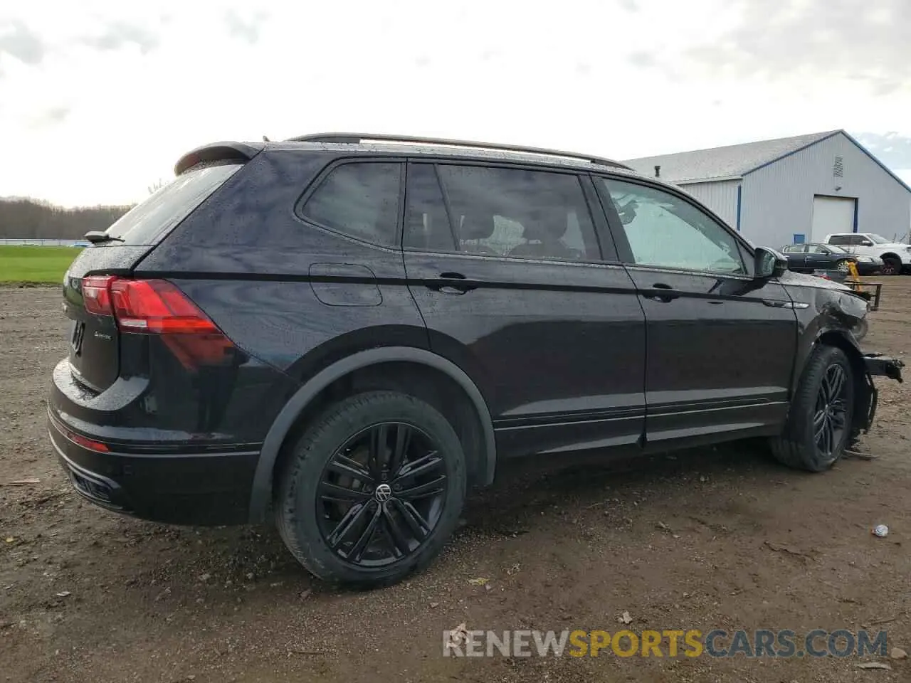 3 Photograph of a damaged car 3VV8B7AX9NM088599 VOLKSWAGEN TIGUAN 2022
