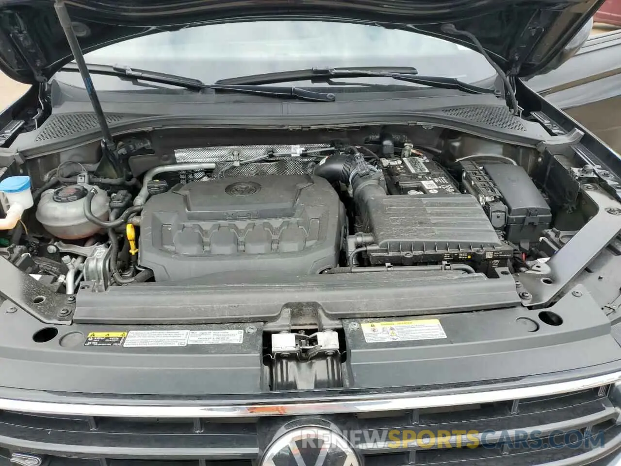 14 Photograph of a damaged car 3VV8B7AX9NM118989 VOLKSWAGEN TIGUAN 2022