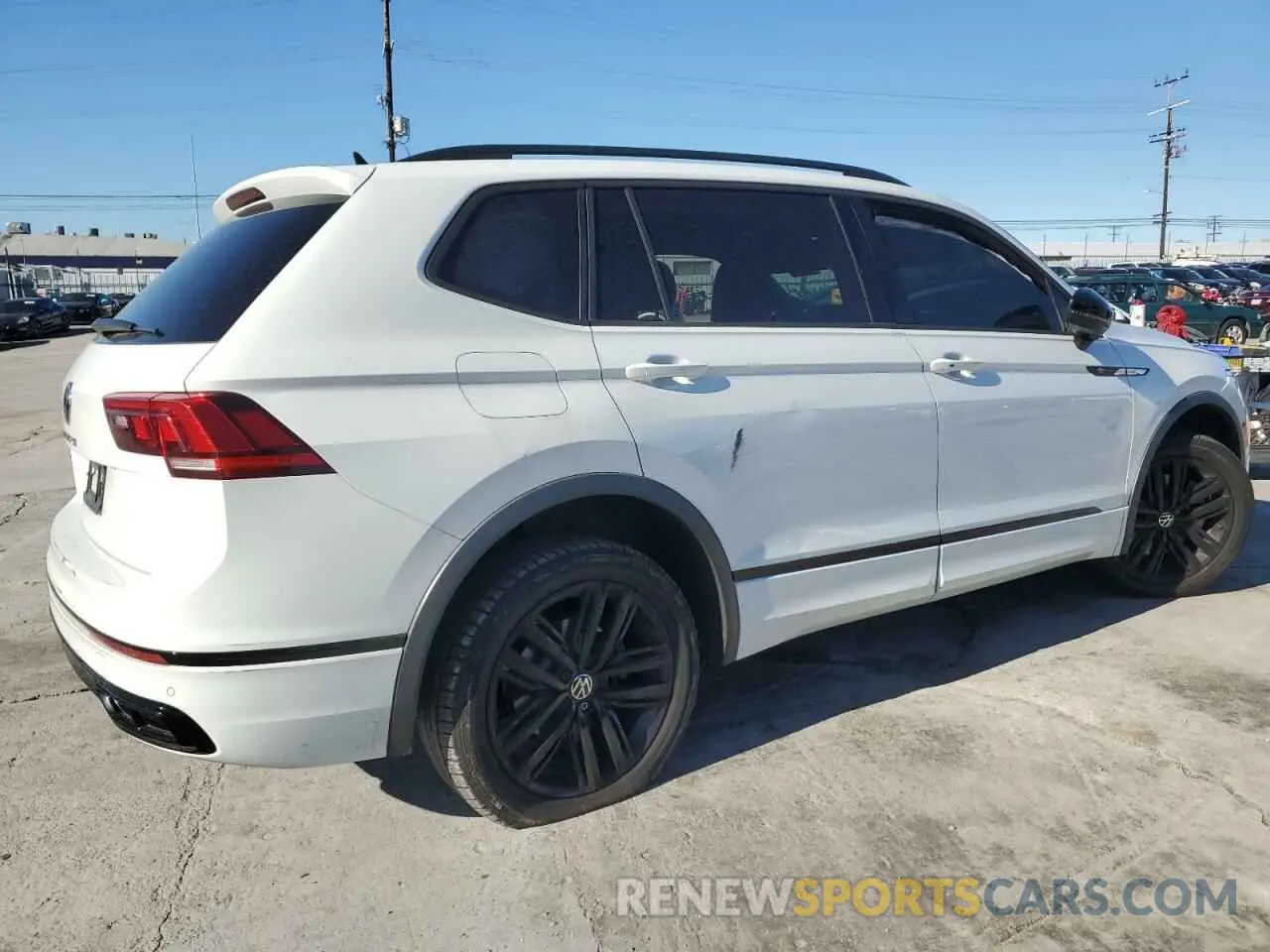 3 Photograph of a damaged car 3VVCB7AX0NM095371 VOLKSWAGEN TIGUAN 2022