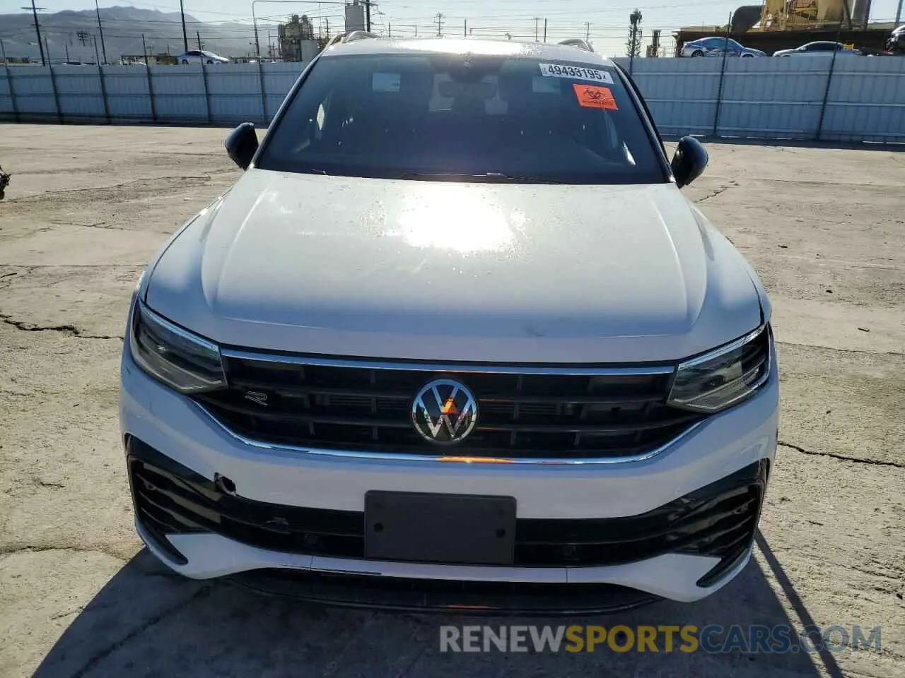 5 Photograph of a damaged car 3VVCB7AX0NM095371 VOLKSWAGEN TIGUAN 2022