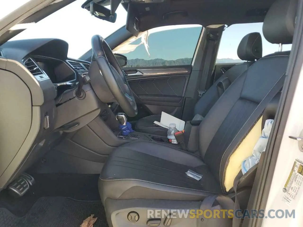 7 Photograph of a damaged car 3VVCB7AX0NM095371 VOLKSWAGEN TIGUAN 2022