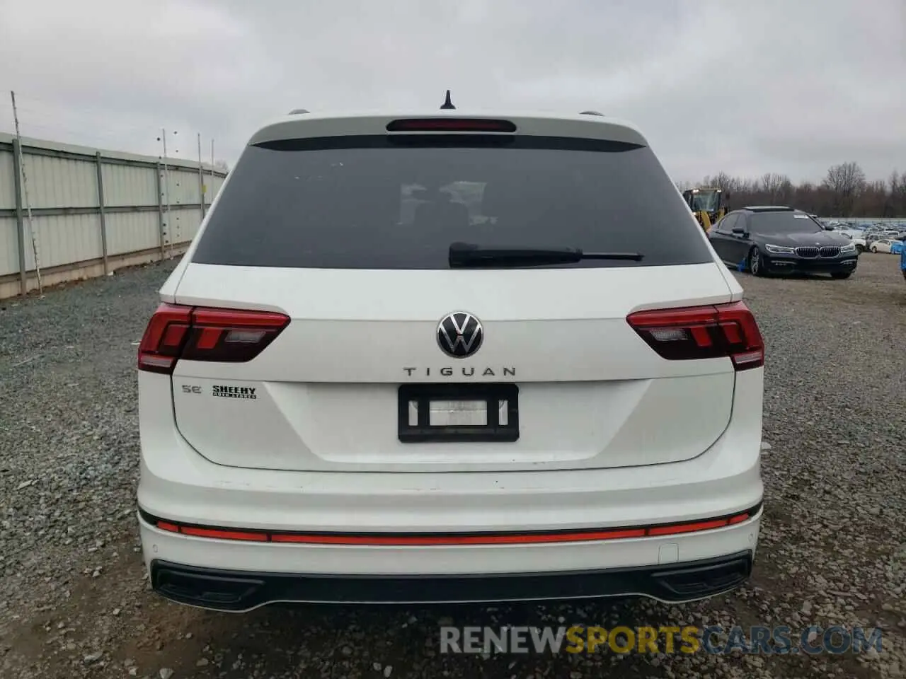 6 Photograph of a damaged car 3VVCB7AX0NM105283 VOLKSWAGEN TIGUAN 2022