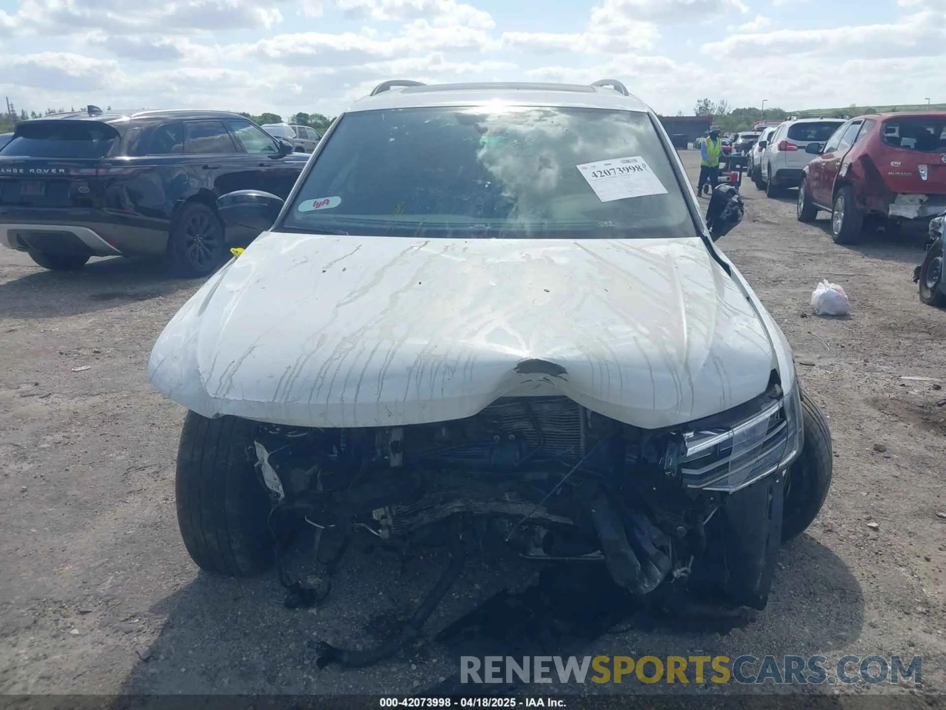 12 Photograph of a damaged car 3VVCB7AX5NM040222 VOLKSWAGEN TIGUAN 2022
