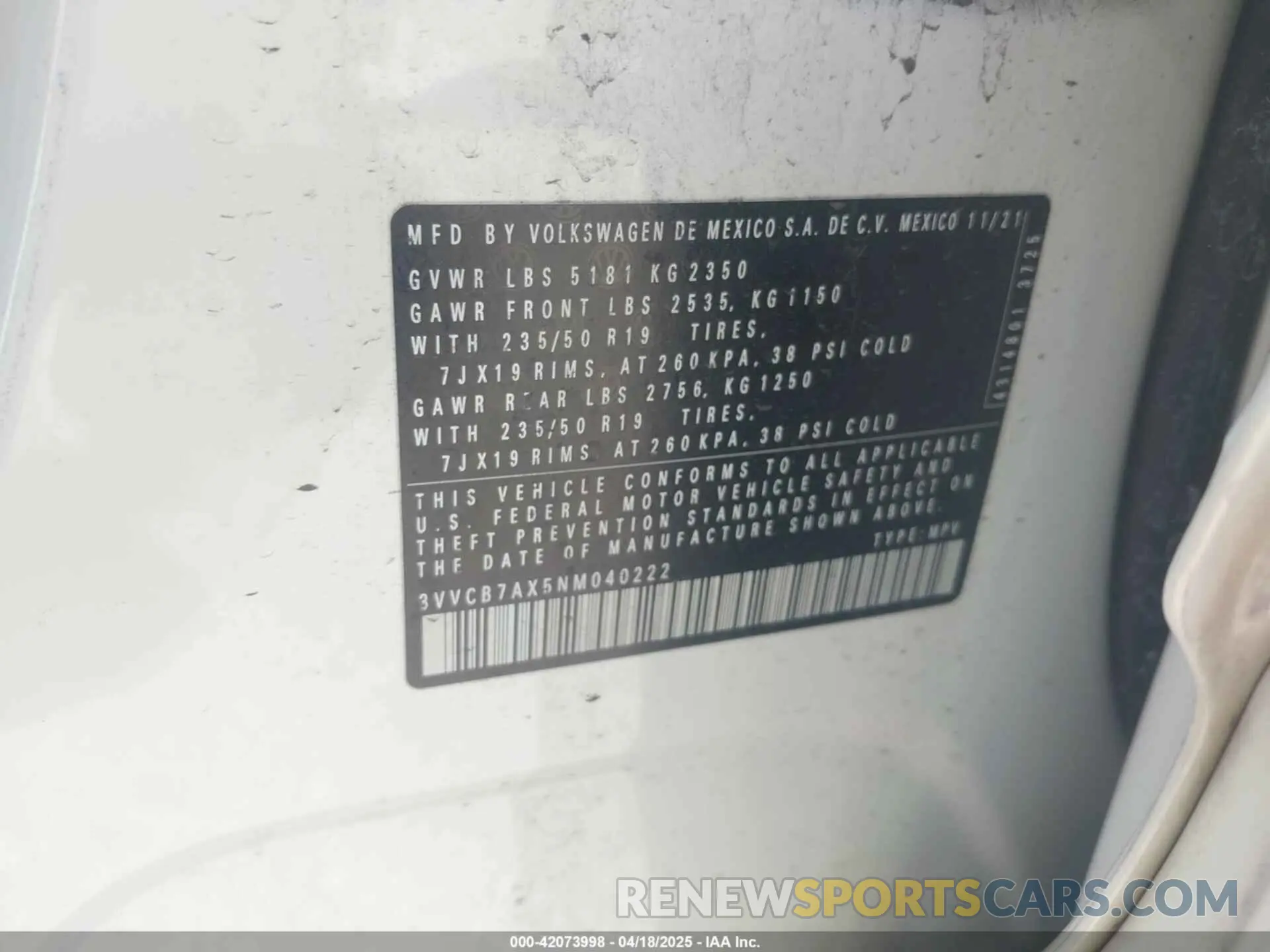 9 Photograph of a damaged car 3VVCB7AX5NM040222 VOLKSWAGEN TIGUAN 2022