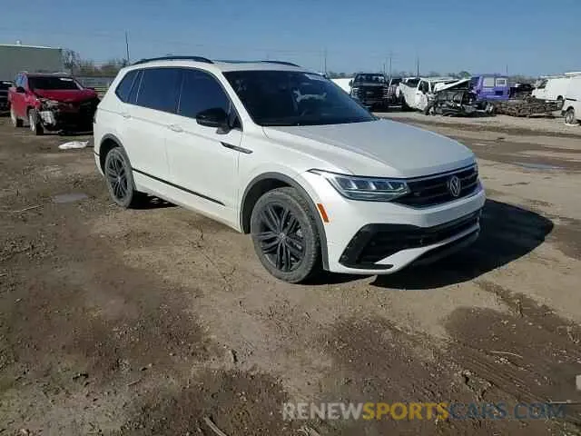 10 Photograph of a damaged car 3VVCB7AX5NM060390 VOLKSWAGEN TIGUAN 2022