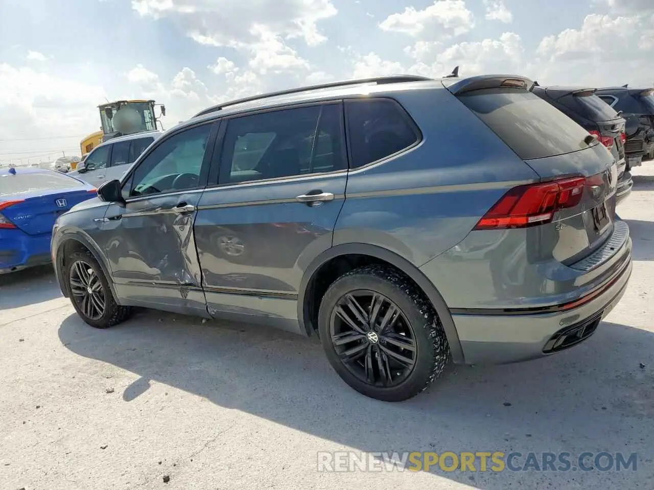 2 Photograph of a damaged car 3VVCB7AX6NM065002 VOLKSWAGEN TIGUAN 2022