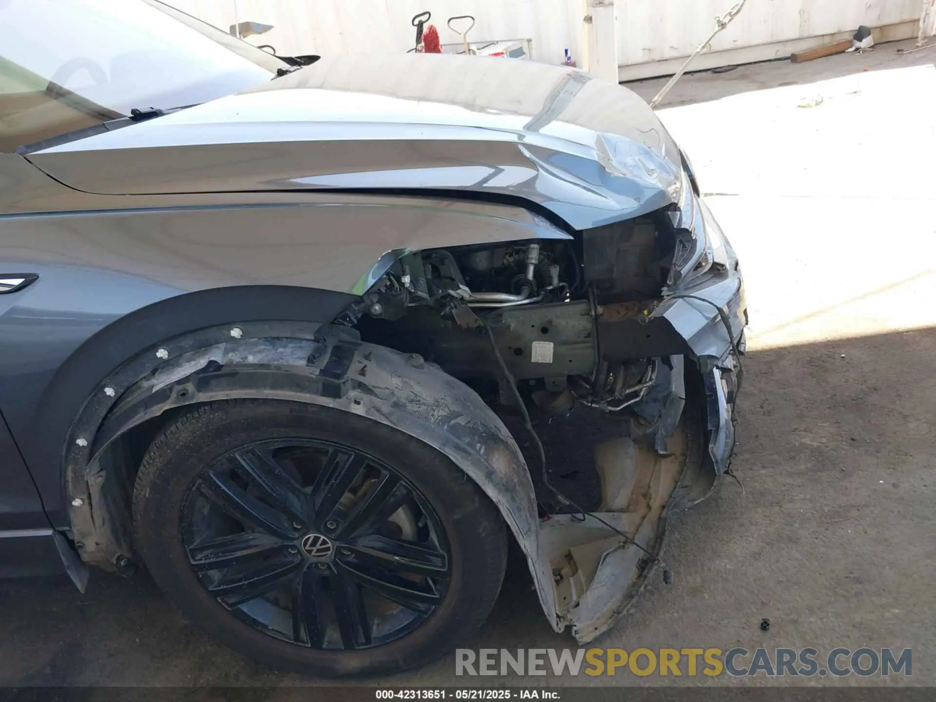 6 Photograph of a damaged car 3VVCB7AX8NM039730 VOLKSWAGEN TIGUAN 2022