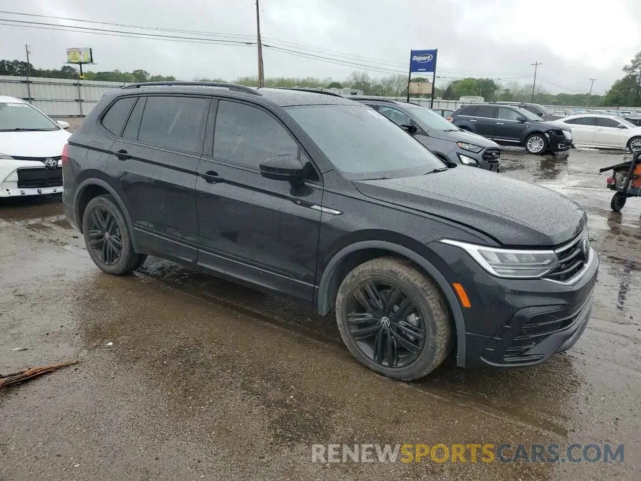 4 Photograph of a damaged car 3VVCB7AX9NM054396 VOLKSWAGEN TIGUAN 2022
