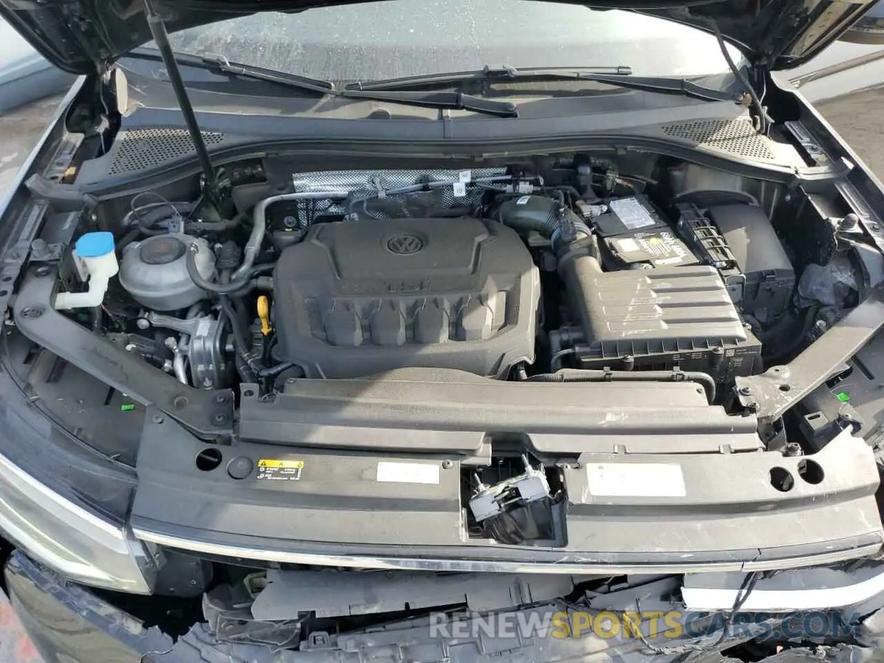 12 Photograph of a damaged car 3VVCB7AX9NM099855 VOLKSWAGEN TIGUAN 2022