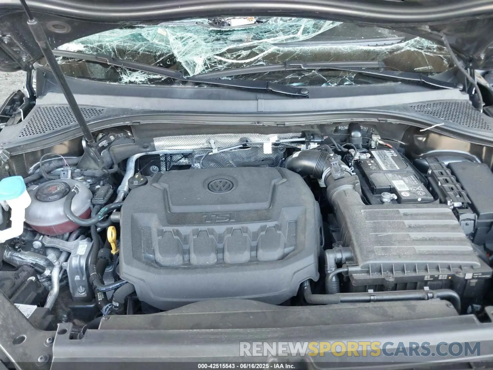 10 Photograph of a damaged car 3VVCB7AXXNM091425 VOLKSWAGEN TIGUAN 2022