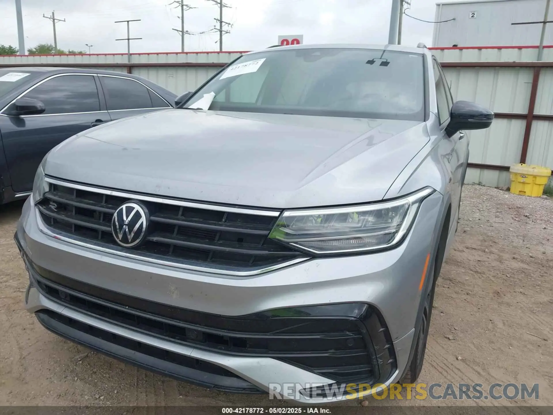 6 Photograph of a damaged car 3VVCB7AXXNM165748 VOLKSWAGEN TIGUAN 2022