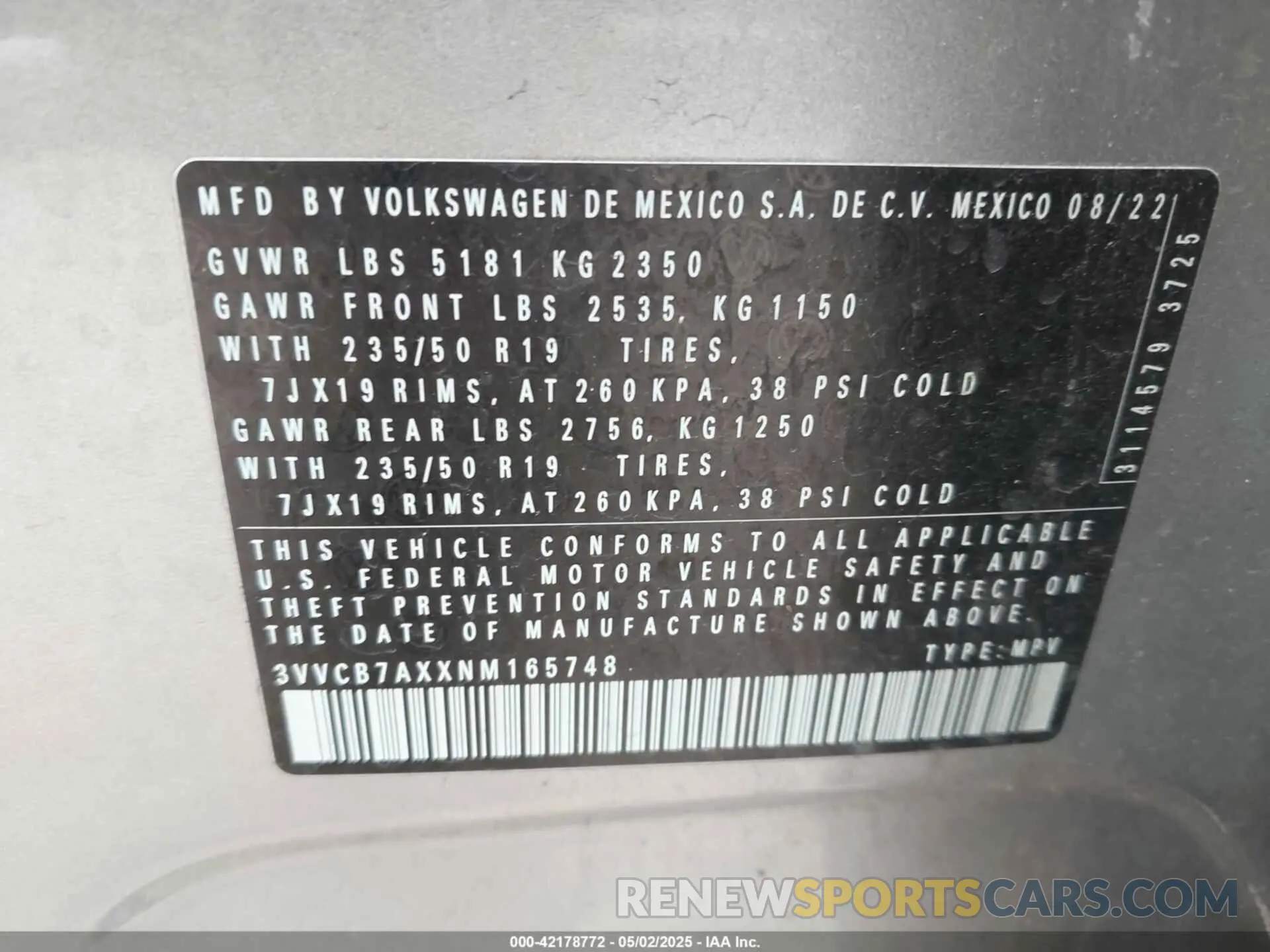 9 Photograph of a damaged car 3VVCB7AXXNM165748 VOLKSWAGEN TIGUAN 2022
