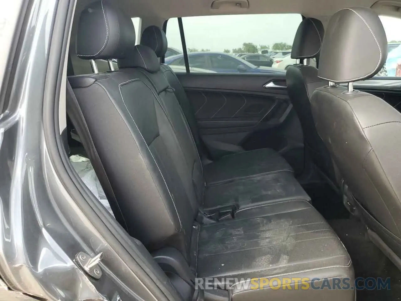 11 Photograph of a damaged car 3VV3B7AX0PM054872 VOLKSWAGEN TIGUAN 2023