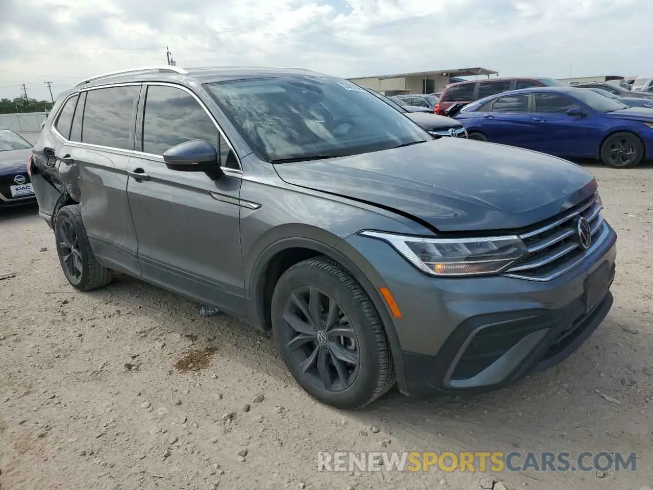4 Photograph of a damaged car 3VV3B7AX0PM054872 VOLKSWAGEN TIGUAN 2023