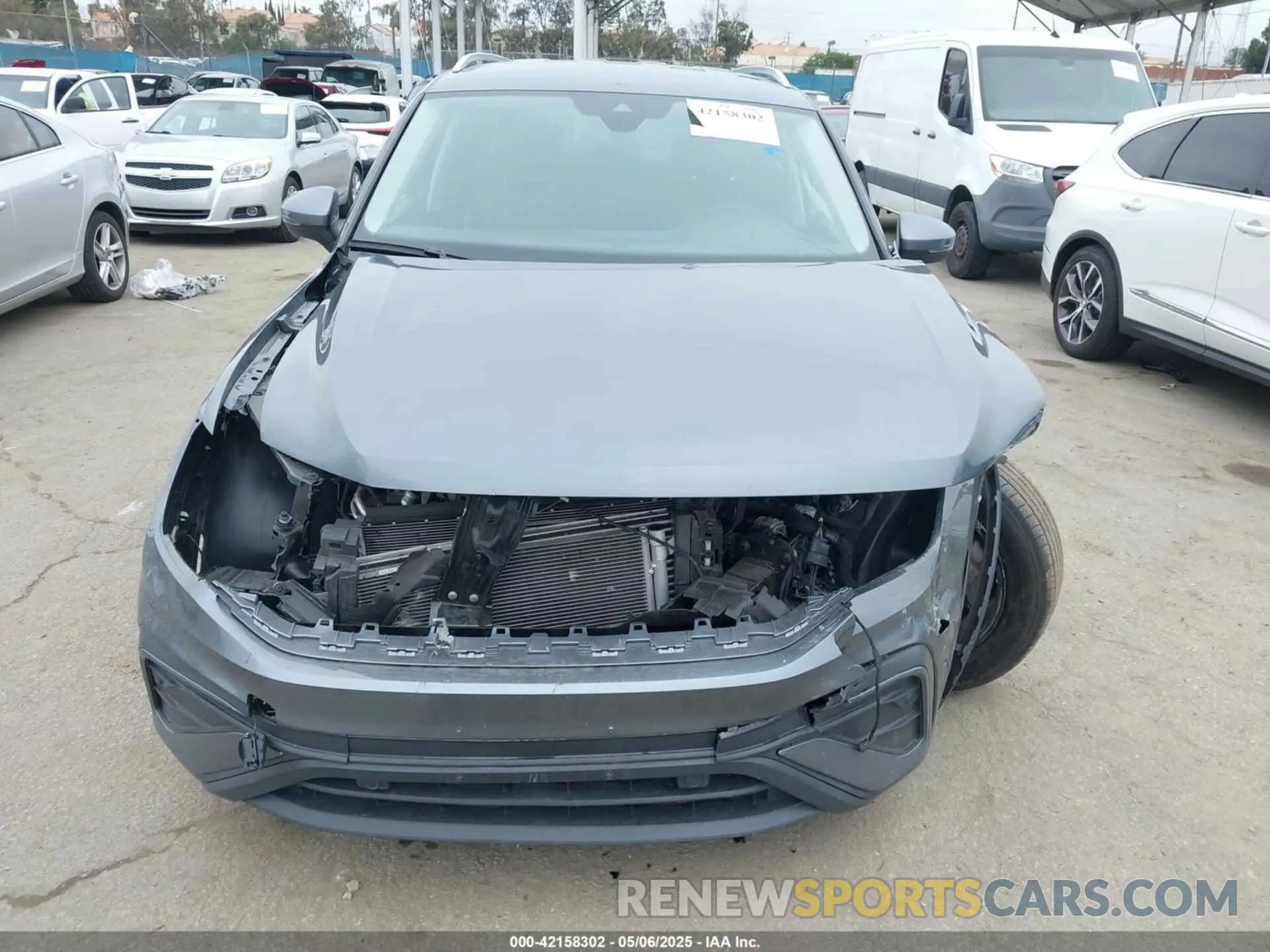 13 Photograph of a damaged car 3VV3B7AX0PM130980 VOLKSWAGEN TIGUAN 2023