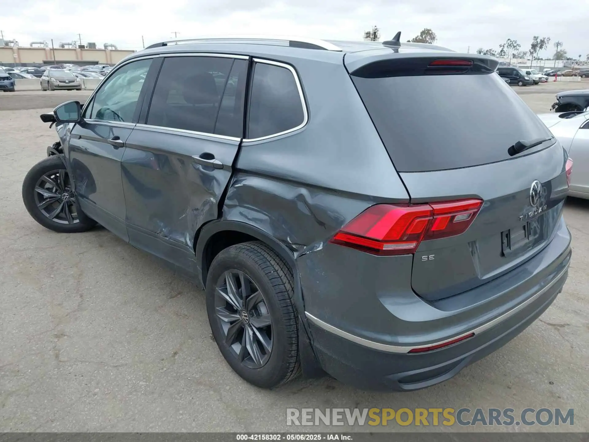 3 Photograph of a damaged car 3VV3B7AX0PM130980 VOLKSWAGEN TIGUAN 2023