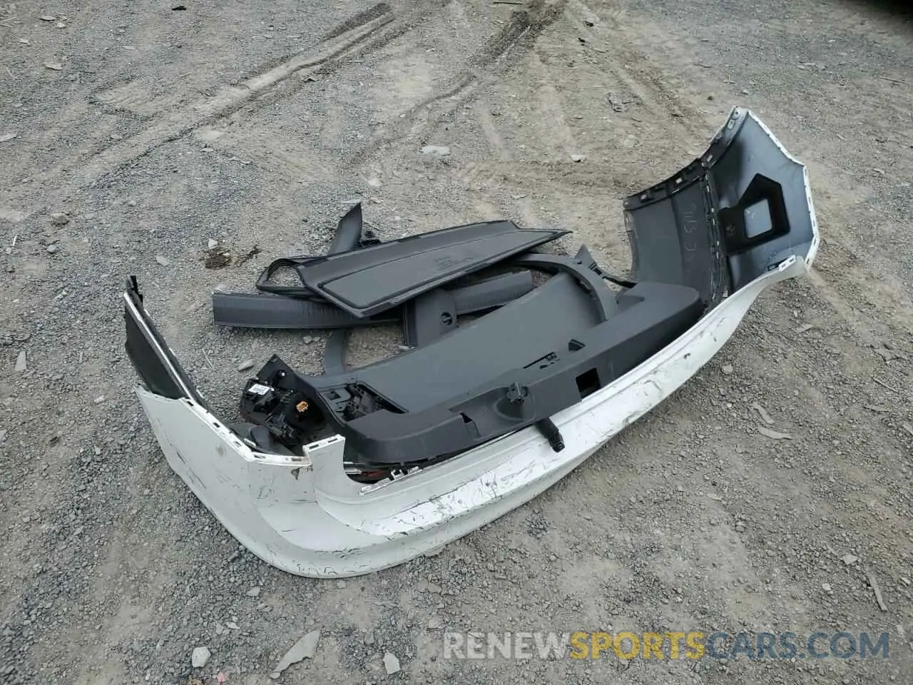 13 Photograph of a damaged car 3VV3B7AX2PM115140 VOLKSWAGEN TIGUAN 2023