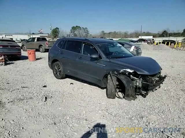 11 Photograph of a damaged car 3VV3B7AX3PM134005 VOLKSWAGEN TIGUAN 2023
