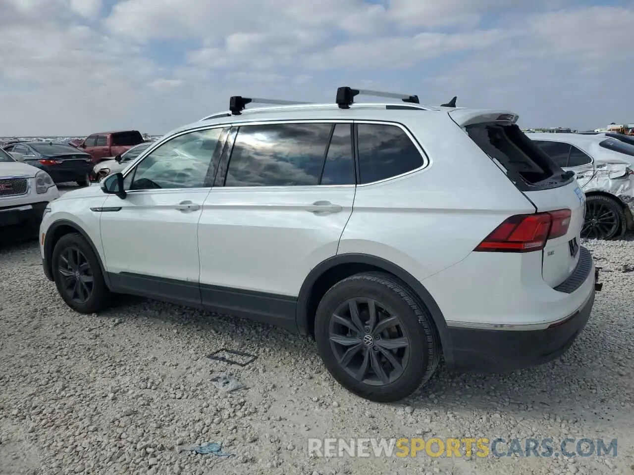 2 Photograph of a damaged car 3VV3B7AX4PM066541 VOLKSWAGEN TIGUAN 2023