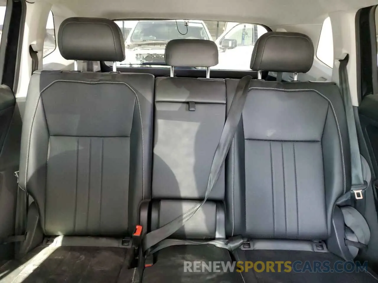 10 Photograph of a damaged car 3VV3B7AX4PM087969 VOLKSWAGEN TIGUAN 2023