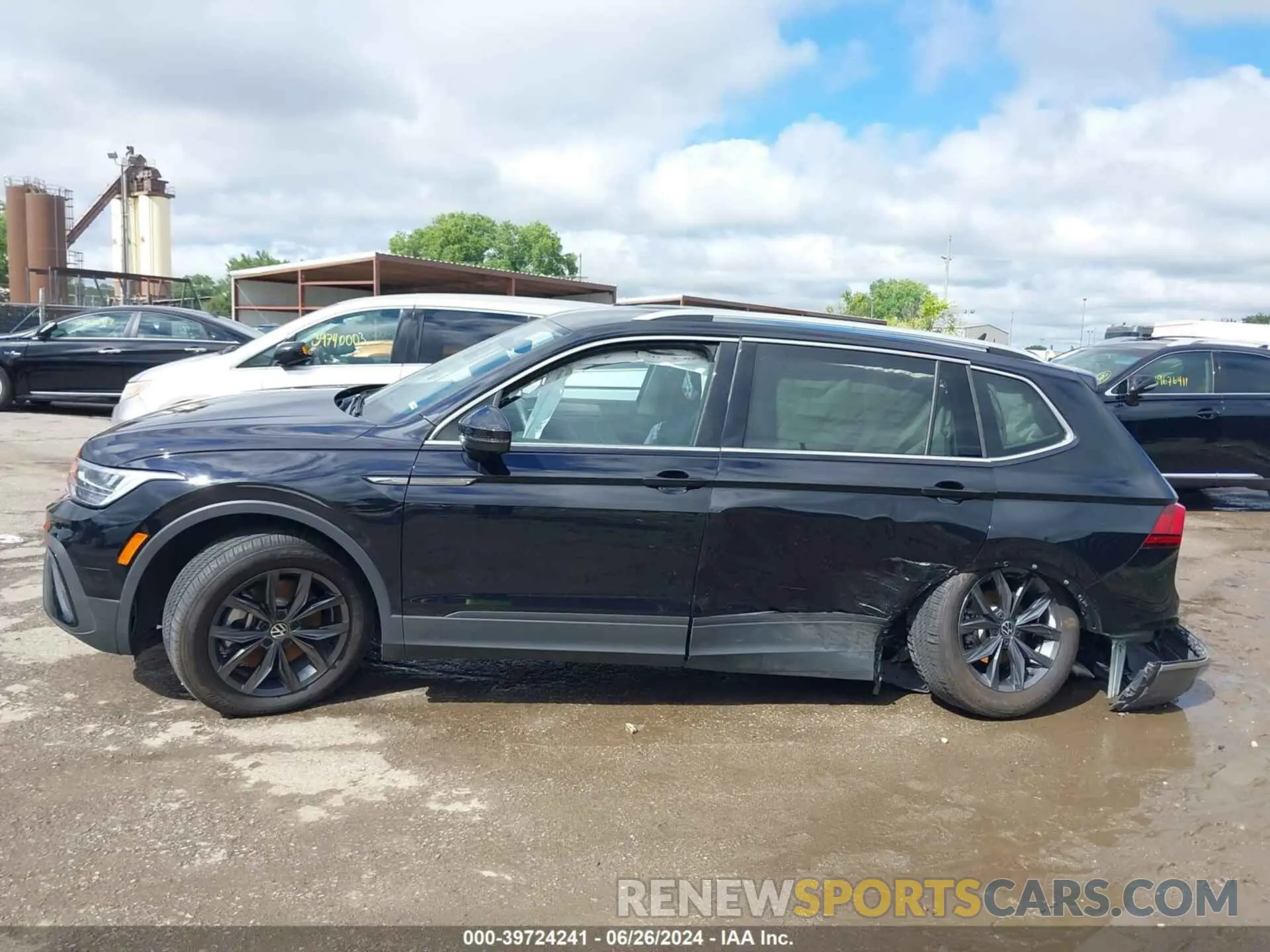 15 Photograph of a damaged car 3VV3B7AX4PM136264 VOLKSWAGEN TIGUAN 2023