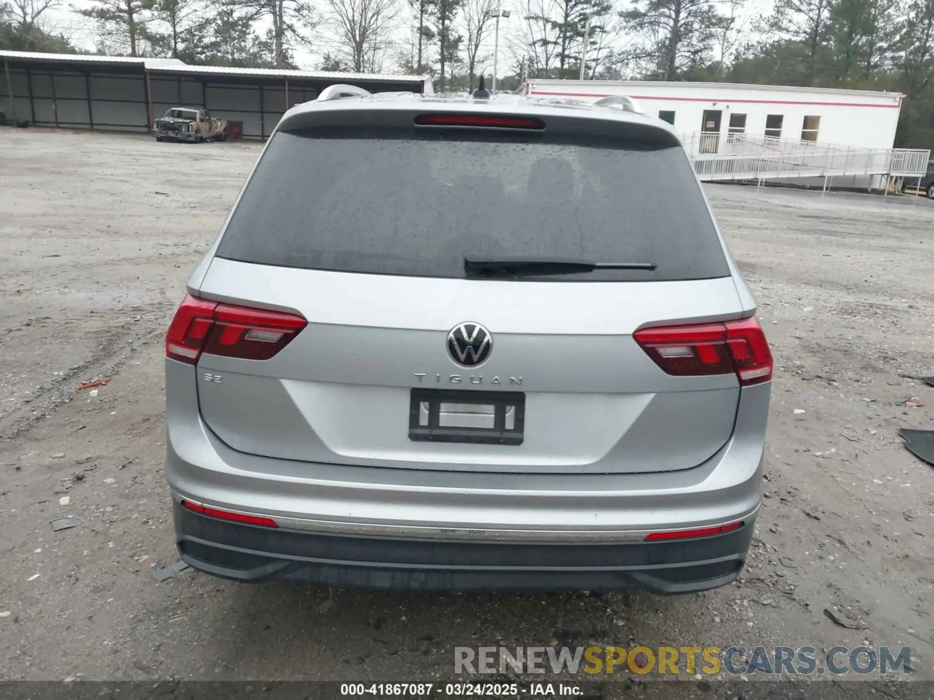 15 Photograph of a damaged car 3VV3B7AX6PM032195 VOLKSWAGEN TIGUAN 2023