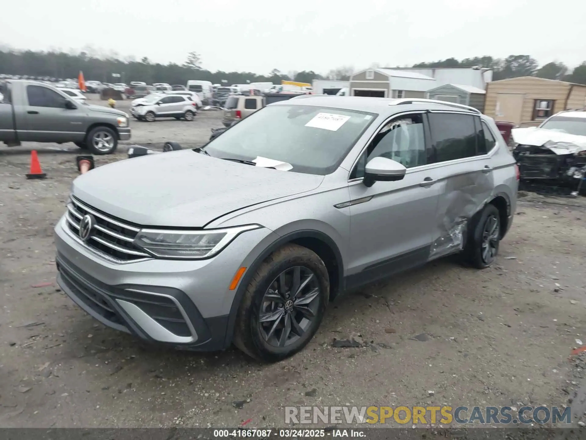 2 Photograph of a damaged car 3VV3B7AX6PM032195 VOLKSWAGEN TIGUAN 2023