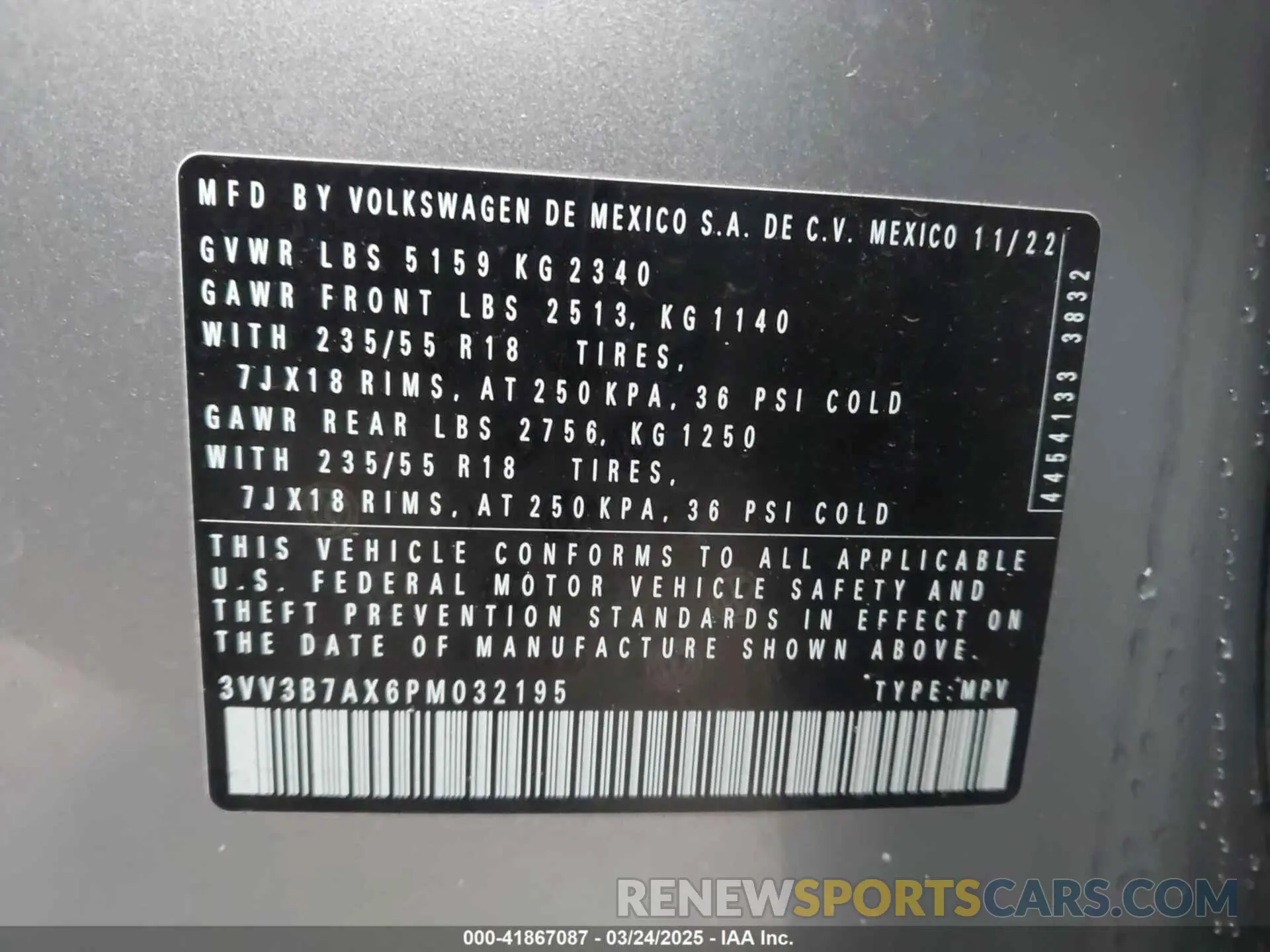 9 Photograph of a damaged car 3VV3B7AX6PM032195 VOLKSWAGEN TIGUAN 2023
