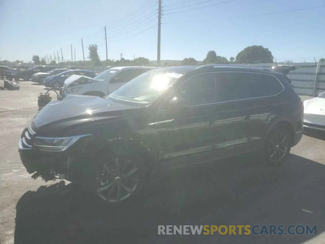 1 Photograph of a damaged car 3VV3B7AX9PM125664 VOLKSWAGEN TIGUAN 2023