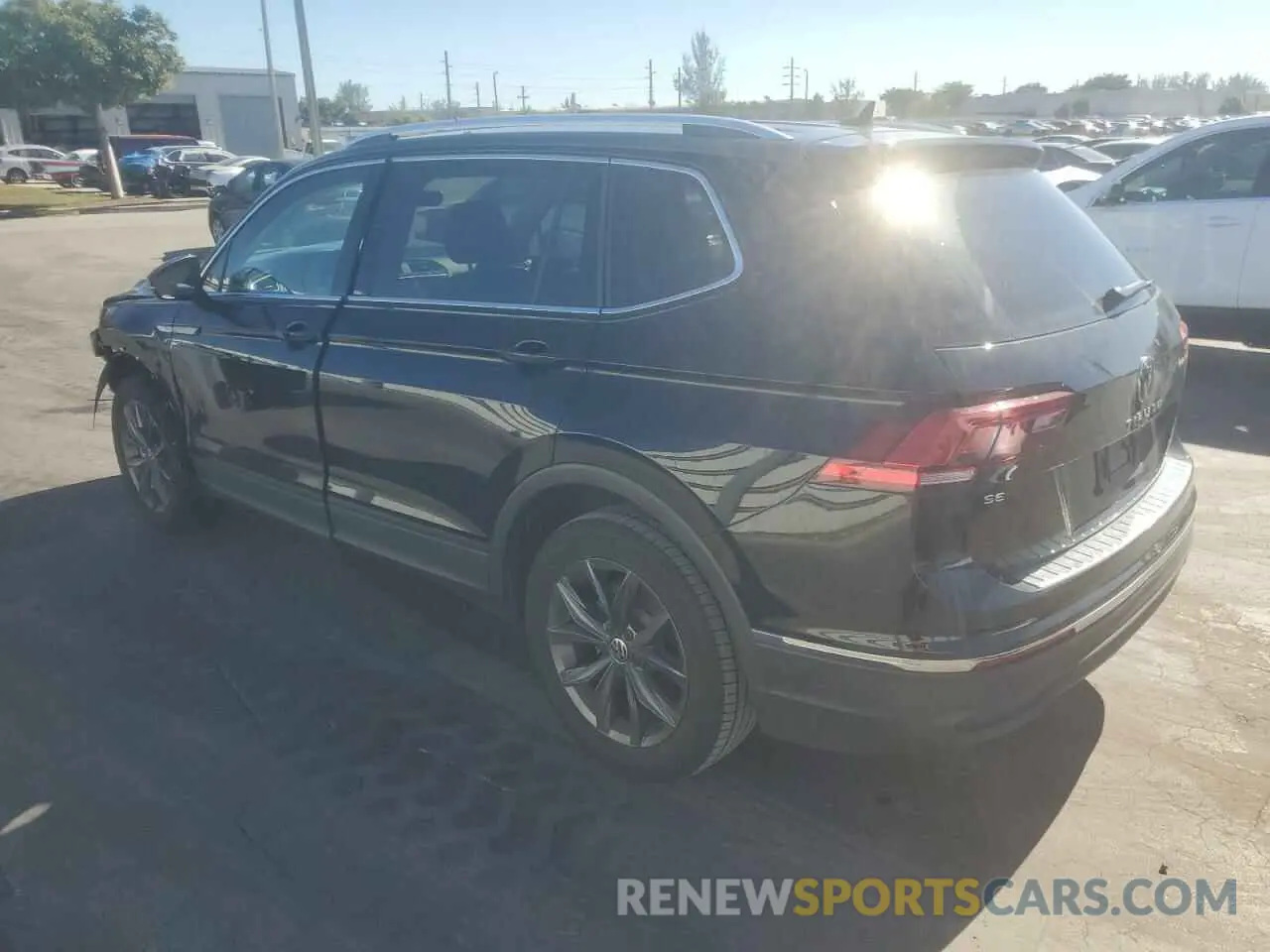 2 Photograph of a damaged car 3VV3B7AX9PM125664 VOLKSWAGEN TIGUAN 2023