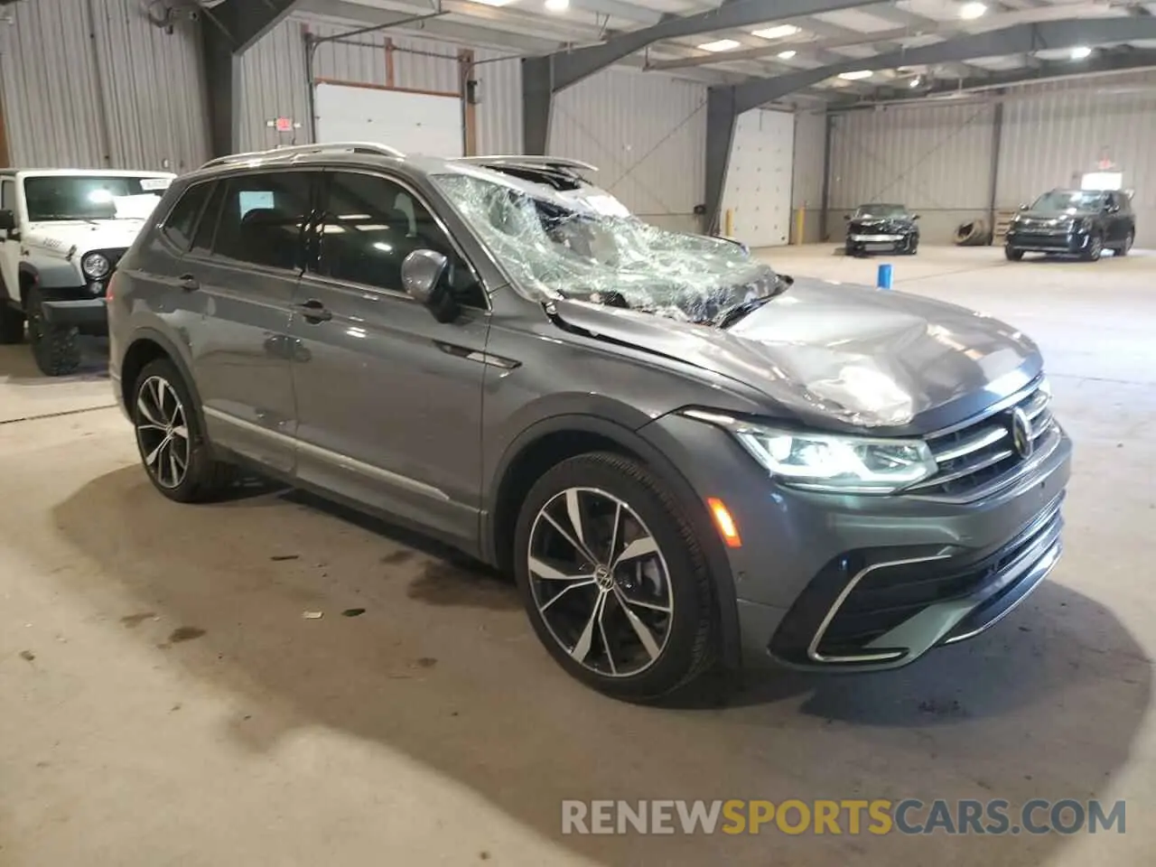 4 Photograph of a damaged car 3VV4B7AX3PM072402 VOLKSWAGEN TIGUAN 2023