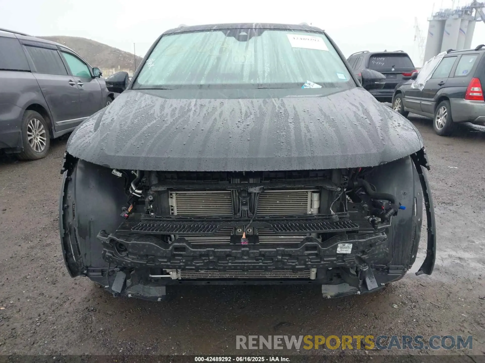 12 Photograph of a damaged car 3VV4B7AX5PM120501 VOLKSWAGEN TIGUAN 2023