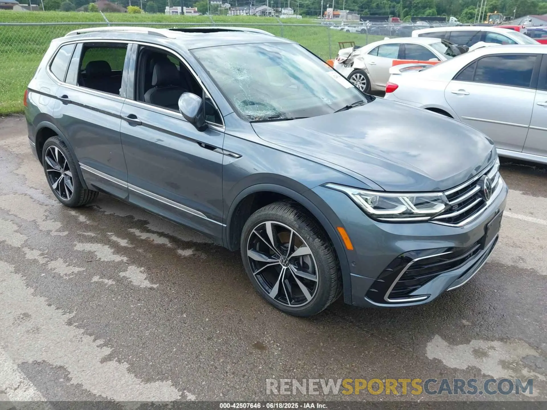 1 Photograph of a damaged car 3VV4B7AXXPM094963 VOLKSWAGEN TIGUAN 2023