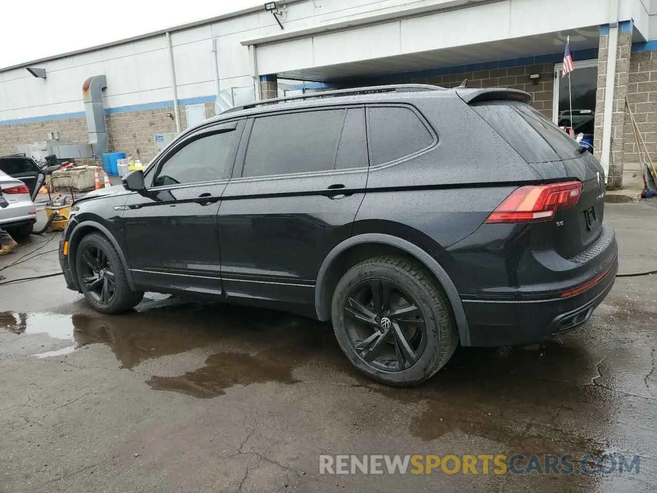 2 Photograph of a damaged car 3VV8B7AX0PM069782 VOLKSWAGEN TIGUAN 2023