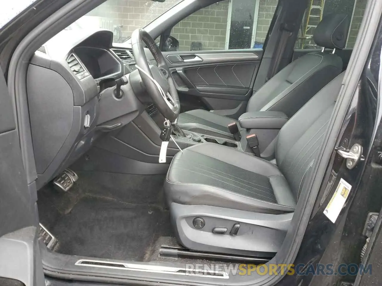7 Photograph of a damaged car 3VV8B7AX0PM069782 VOLKSWAGEN TIGUAN 2023